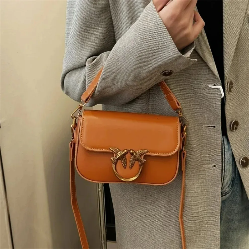 High-end Crossbody Handbag Leather Tote Bags Trendy Design Commuter Popular Classic Elegant Fashionable Bag with Avian Button
