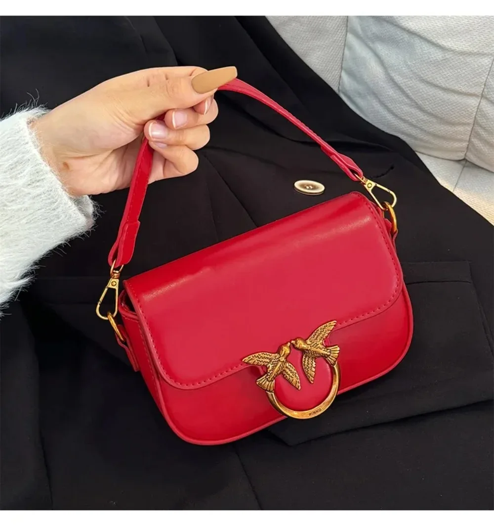 High-end Crossbody Handbag Leather Tote Bags Trendy Design Commuter Popular Classic Elegant Fashionable Bag with Avian Button