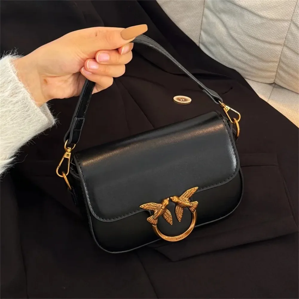 High-end Crossbody Handbag Leather Tote Bags Trendy Design Commuter Popular Classic Elegant Fashionable Bag with Avian Button