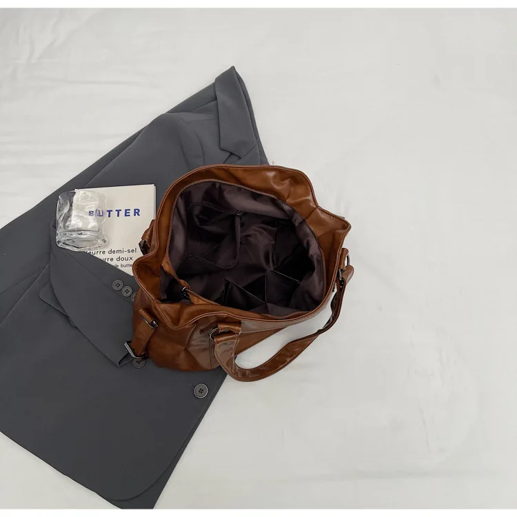 Classic Retro Casual Solid-Color Tote Bag Large-Capacity PU Shoulder Bag Soft Leather Fashionable Versatile Commuter Handbag