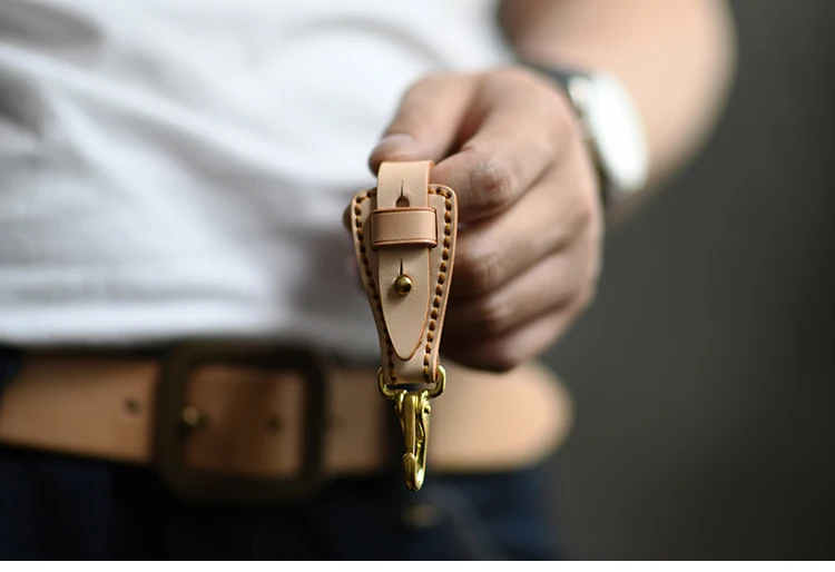 100% Genuine Leather Key Holder For Men Male Vintage Handmade EDC Waist Hanging Belt Loop Keychain Clip Key Hook Chain Buckle