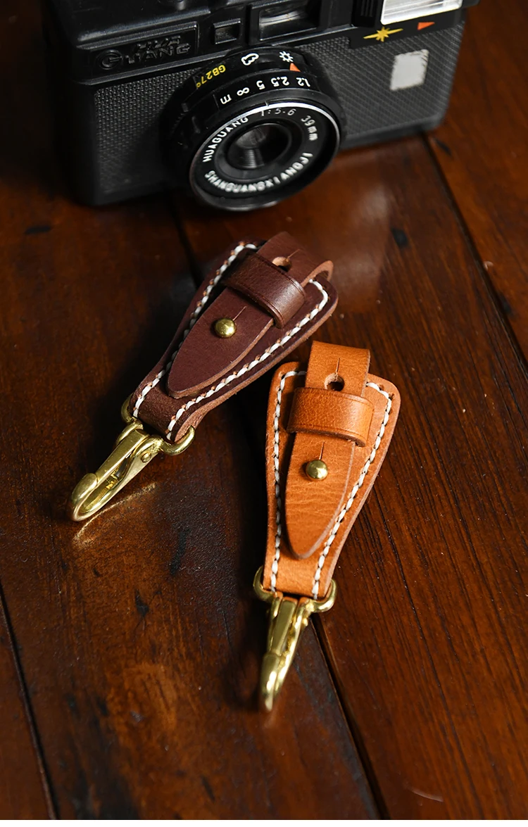 100% Genuine Leather Key Holder For Men Male Vintage Handmade EDC Waist Hanging Belt Loop Keychain Clip Key Hook Chain Buckle