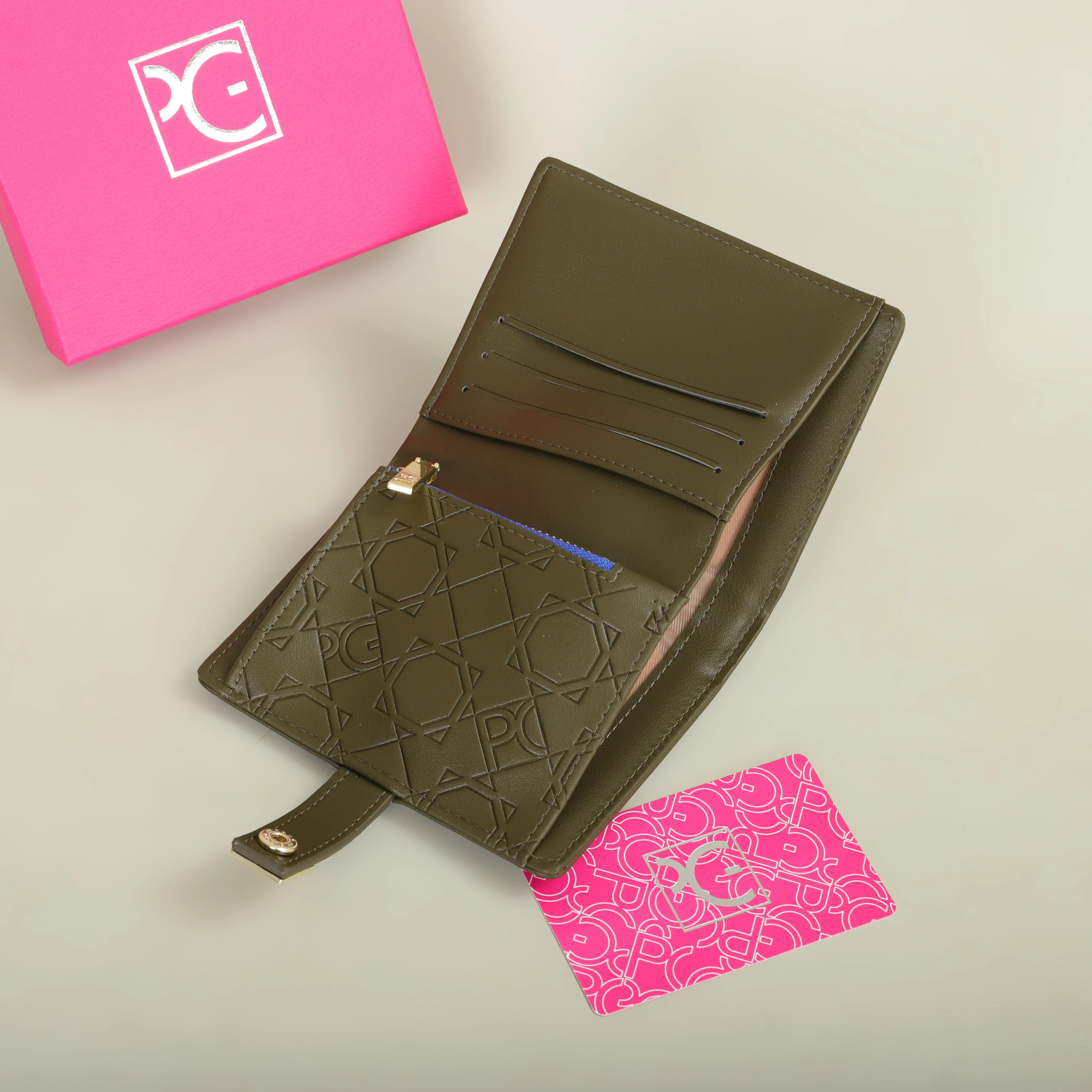 PG Wallet Fashion Classic Retro Women's Universal Wallet Letter Printed Portable Card Bag Zero Wallet
