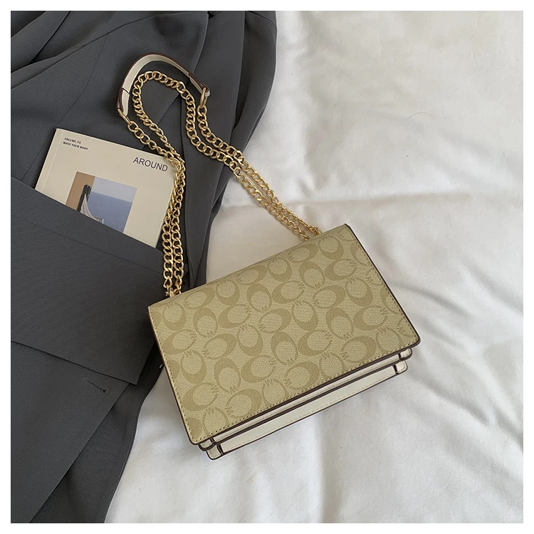 Shoulder Bag Crossbody Purse for Women, Snake Print PU Leather Flap Handbag with Chain Strap, Elegant Cute Ladies Daily Bag