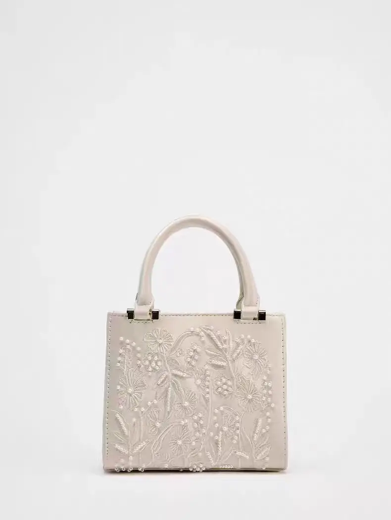 Elegant Soft Pearl Embroidery Fashion Handbag Silk Cheongsam Evening Clutch Chain Shoulder Bag Urban Minimalist Style Tote Chic