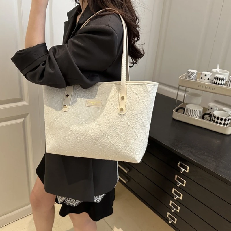 Minimalist Tote Shoulder Bag for Women, Sweet Lace Large Capacity Handbag with Leather Strap, Casual Underarm Purse,For Commute