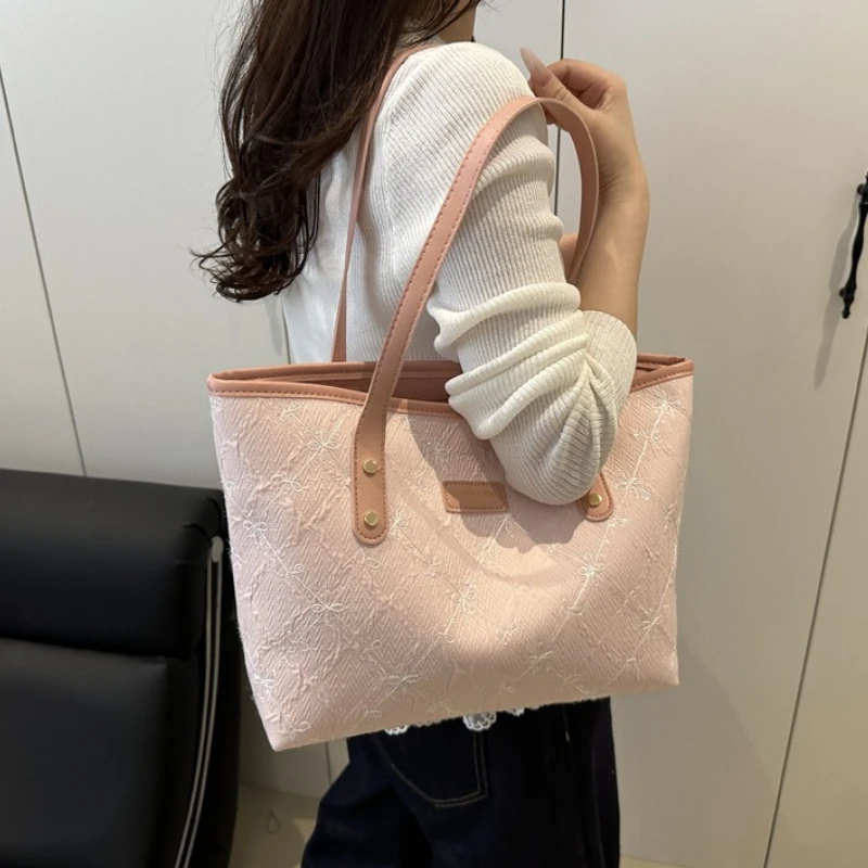 Minimalist Tote Shoulder Bag for Women, Sweet Lace Large Capacity Handbag with Leather Strap, Casual Underarm Purse,For Commute