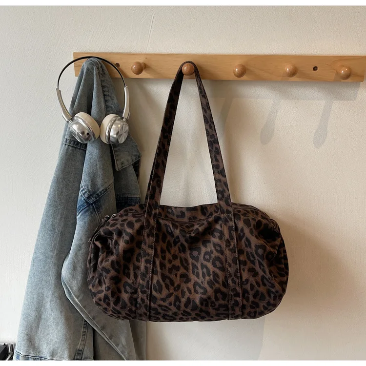 Trendy Leopard Print Canvas Shoulder Bag Large Capacity Fashion Tote Handle Bag for Daily Commute Versatile Texture Storage Bags