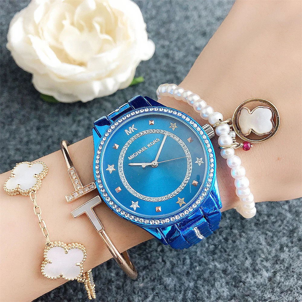 Brand new Michael Kors luxury women's bag with a diamond-studded dial, quartz movement, casual business style, alloy material, s