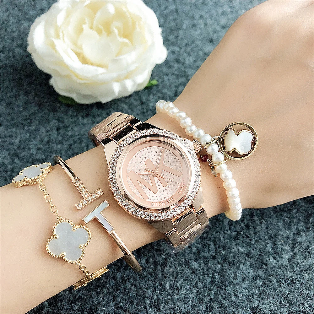 Brand new Michael Kors luxury women's bag with a diamond-studded dial, quartz movement, casual business style, alloy material, s