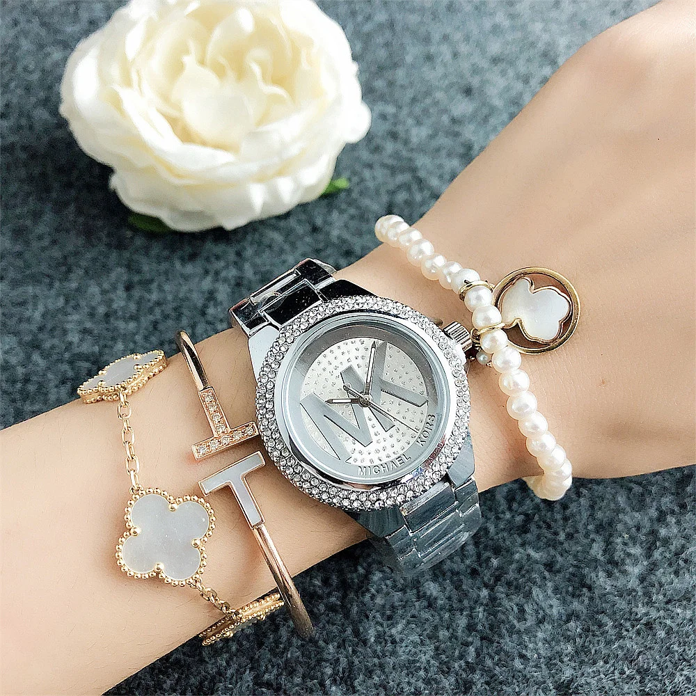 Brand new Michael Kors luxury women's bag with a diamond-studded dial, quartz movement, casual business style, alloy material, s