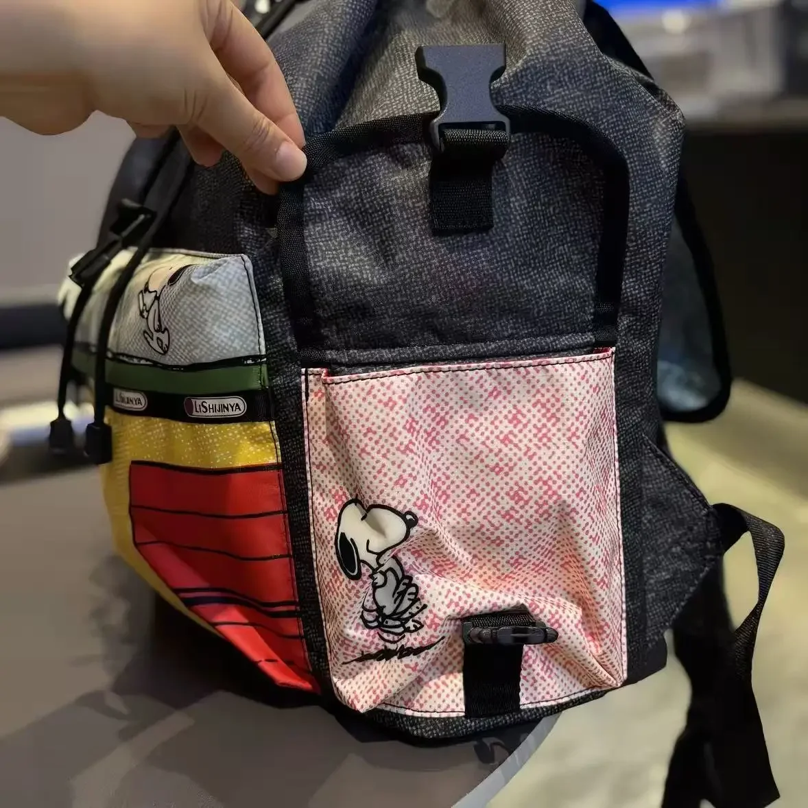 2026 New Cute Snoopy Cartoon Student Backpack Cute Large Capacity Multifunctional Commuting Backpack Unisex Outdoor Travel Bag