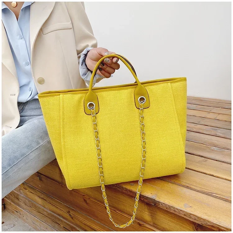 Fashion Make Up Designer Big Women's 2025 New Korean Fashion Casual Large Capacity Shoulder Crossbody Chain Tote Bag