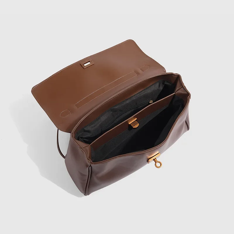 Soft French Niche Tote Bag Large Capacity Elegant Underarm Shoulder Bag Fashionable Casual Spacious Luxury Handbag