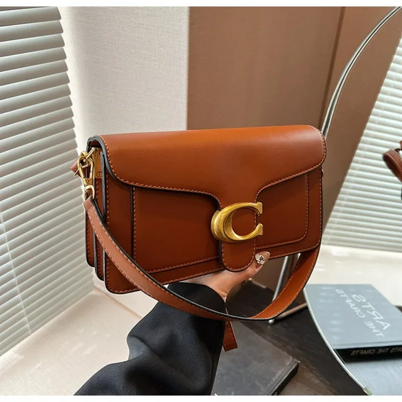 2026 New European Fashionable Solid PU Leather C-Lock Mini Square Underarm Crossbody Bag, Versatile Daily Purse for Women