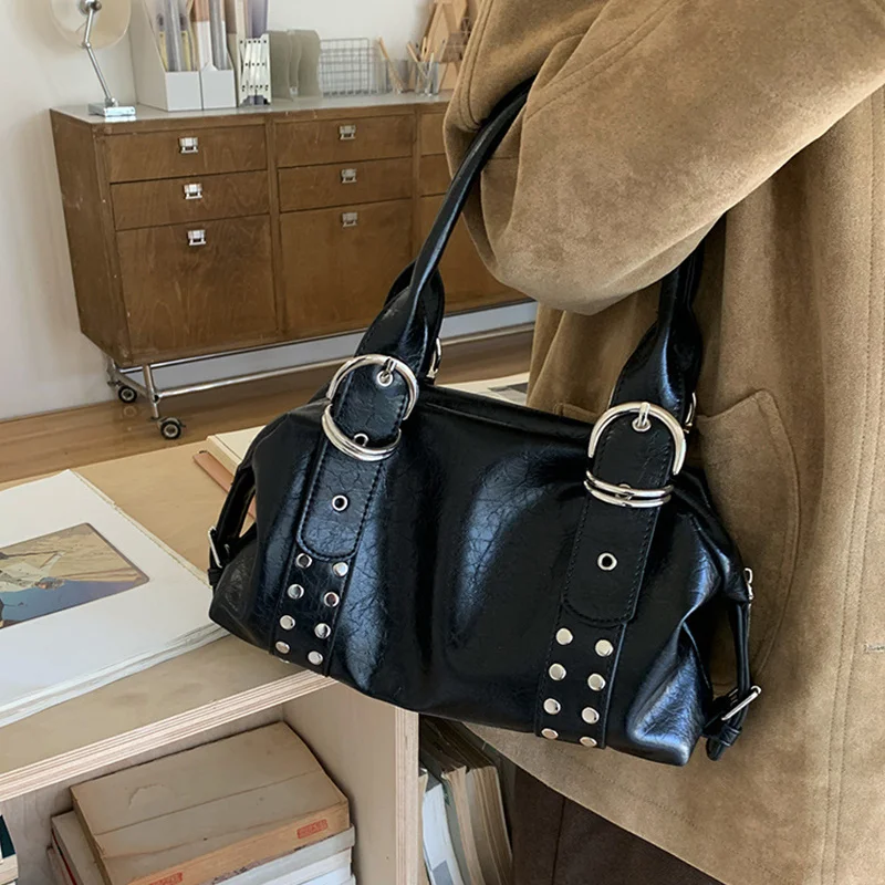 Vintage Style PU Leather Women Shoulder Bag Large Capacity High Quality Fashion Rivet Handbag Daily Use Y2K Motorcycle Bag