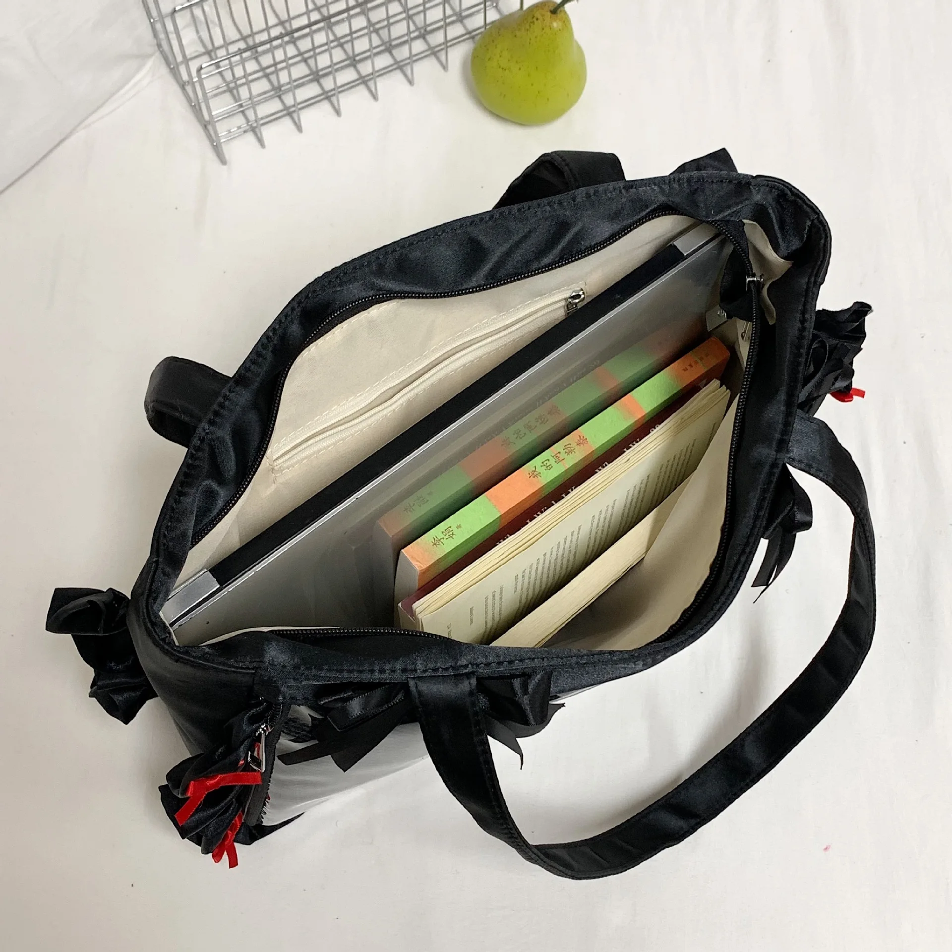 Cute Commuting Shoulder Bag Crossbody Handle Bag for Anime Fans Big Capacity JK Tote Comfortable and Versatile Texture Ita Bag
