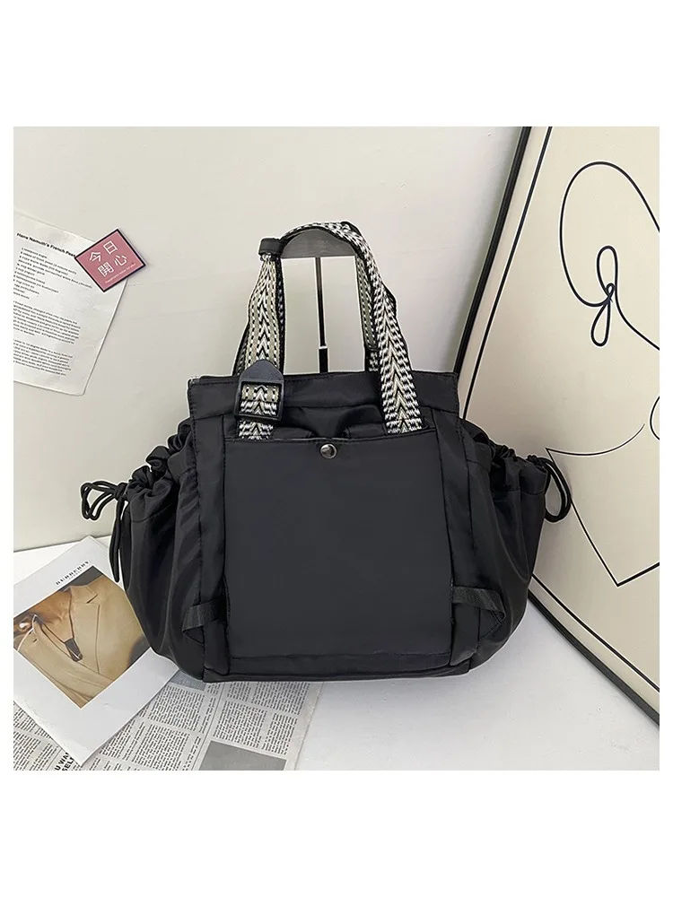 Nylon Shoulder Bag Solid Color Bag Body Fashionable Versatile Portable Mommy Bag Large Capacity Travel Tote Bag