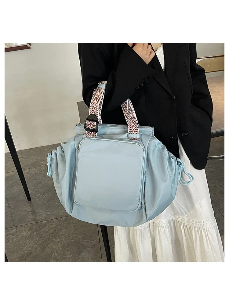 Nylon Shoulder Bag Solid Color Bag Body Fashionable Versatile Portable Mommy Bag Large Capacity Travel Tote Bag