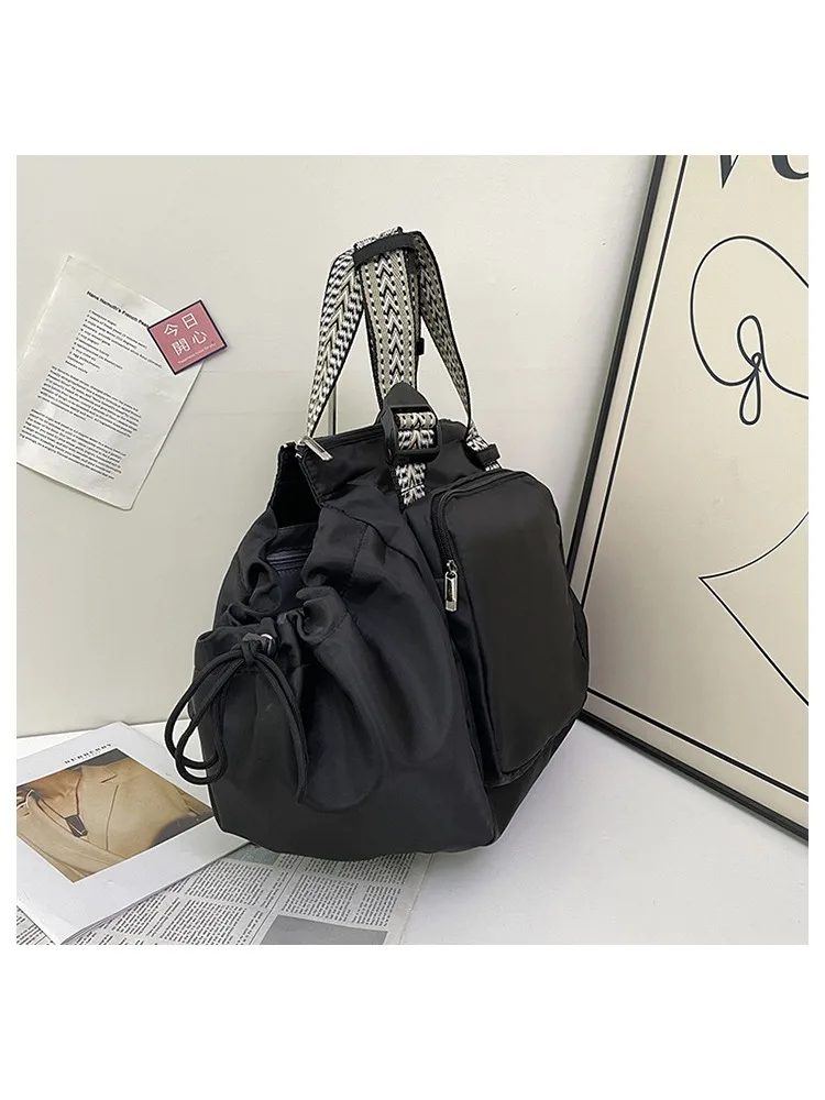 Nylon Shoulder Bag Solid Color Bag Body Fashionable Versatile Portable Mommy Bag Large Capacity Travel Tote Bag