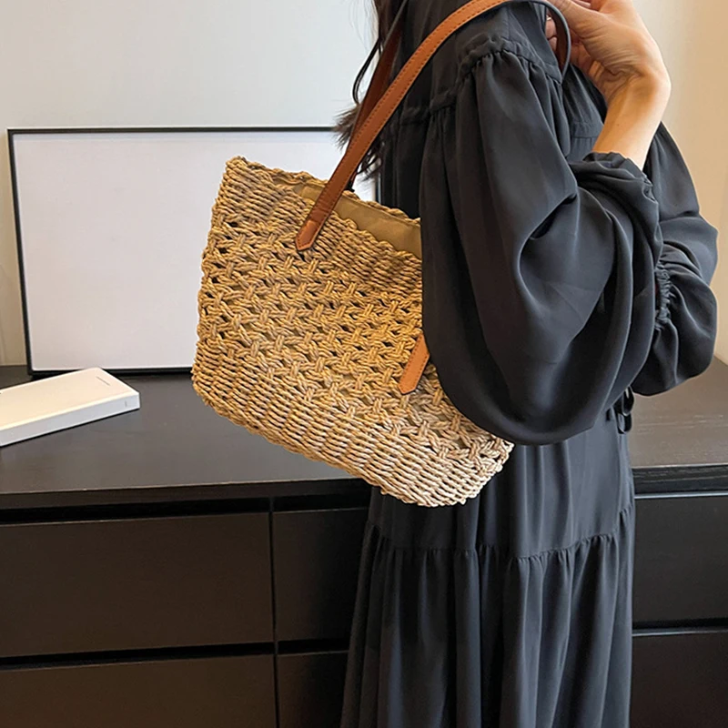 Designer Casual Rattan Wicker Tote Bag Large Capacity Woven Women's Summer Beach Straw Handbag Lady Travel Big Basket