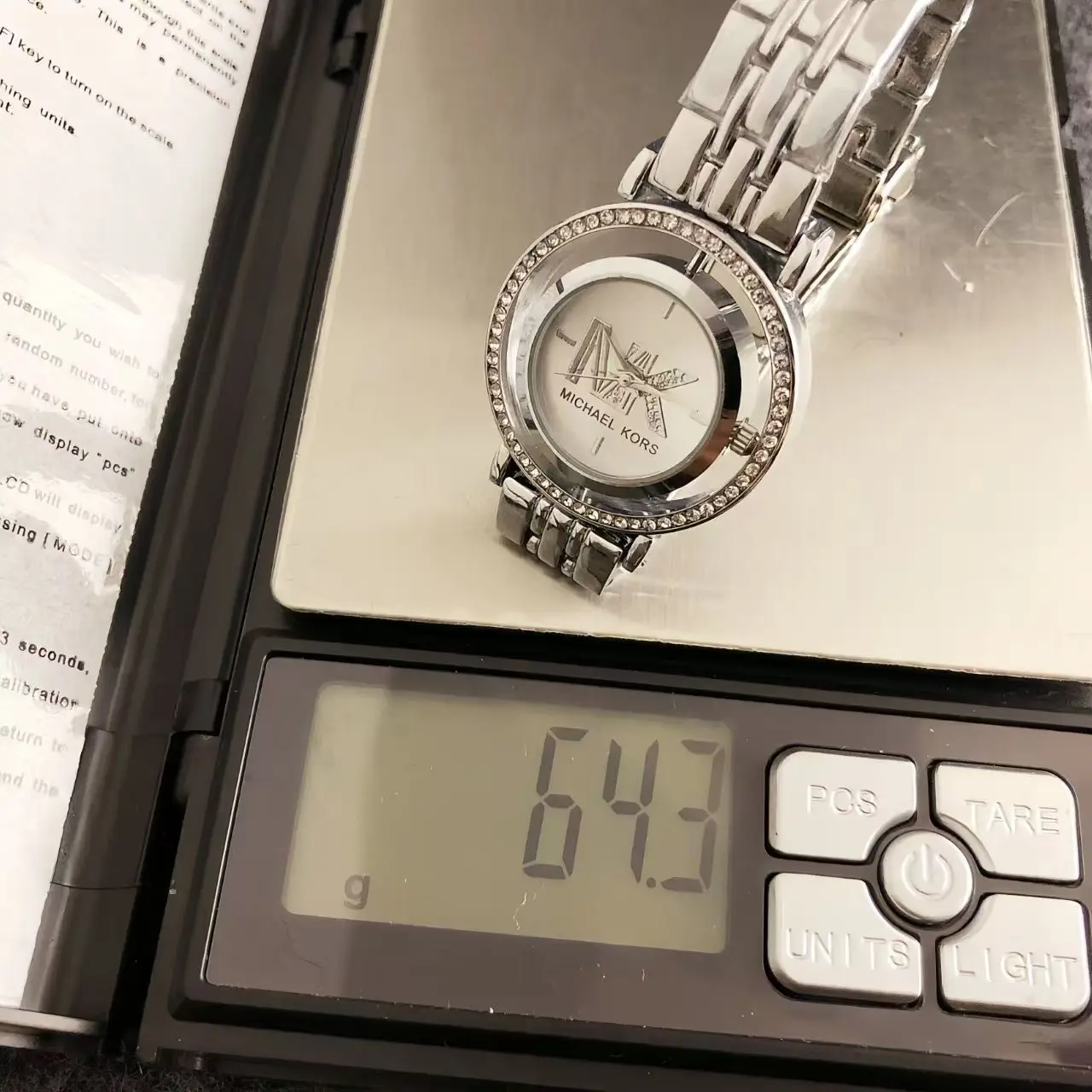 Michael Kors Women's Diamond Studded Watch Bag, Hollowed out Rotating MK Classic Watch Wallet, Exquisite Gift for Girlfriend
