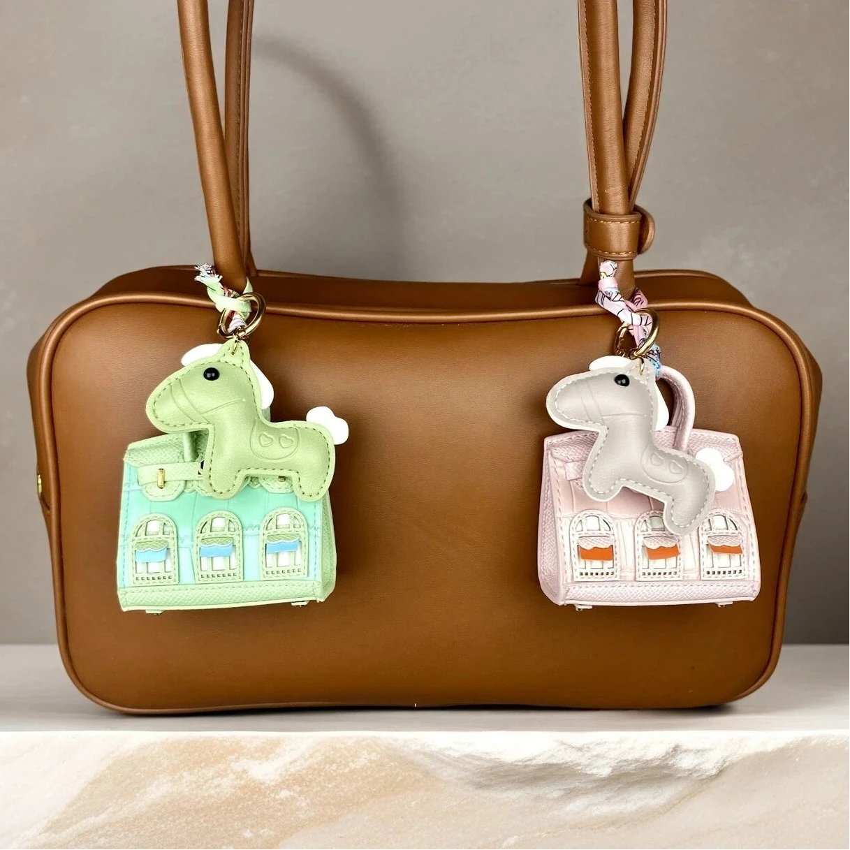 Cute Mini PU Leather House Shape Headphone Case Coin Purse Set-Handbag Charm Decor-Portable Earbud Storage Pouch /Small Wallet