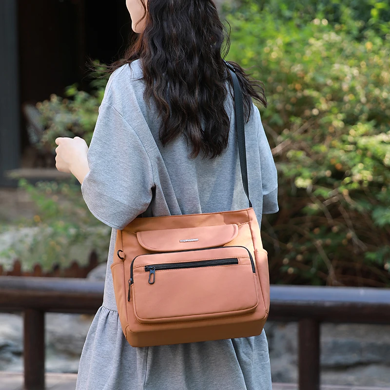 Women's Lightweight Nylon Handbag Crossbody Bag Large Capacity Multi-Compartment Casual Daily Tote Travel Tote Shoulder Purse