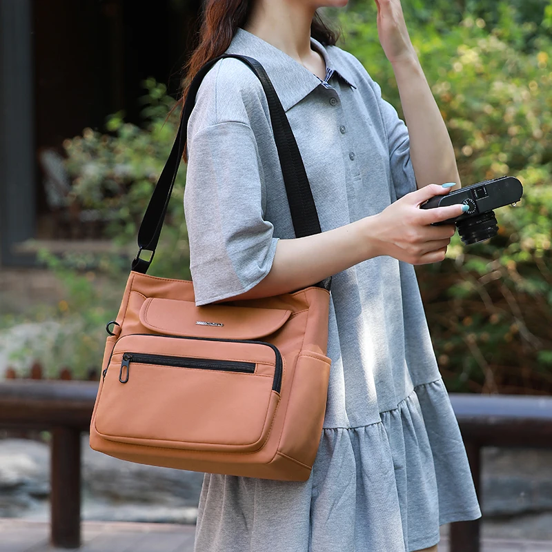 Women's Lightweight Nylon Handbag Crossbody Bag Large Capacity Multi-Compartment Casual Daily Tote Travel Tote Shoulder Purse