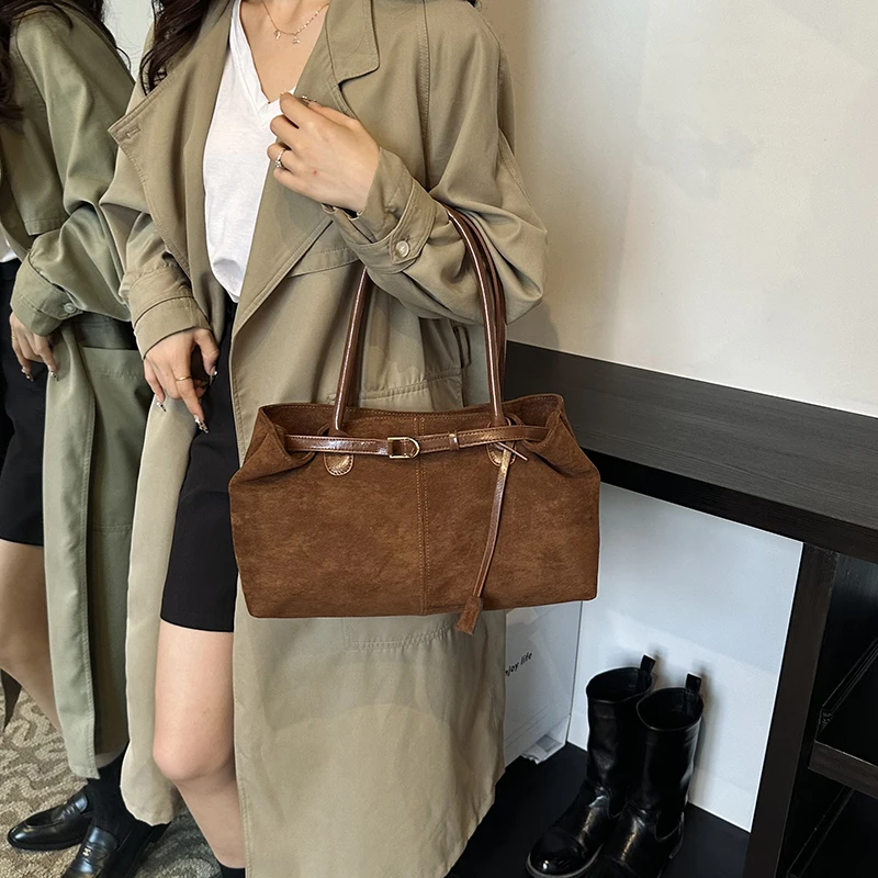 LEFTSIDE Large NUBUCK Underarm Bags Lady Shoulder Bag for Women 2024 Winter New Trend Fashion Trend Y2K Tote Bag Handbags