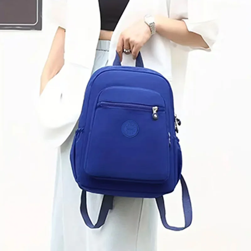 Chic Minimalist Women’s Backpack Durable Anti-splash Nylon Daypack, Adjustable Strap for Commute Shopping & Outdoor Activities