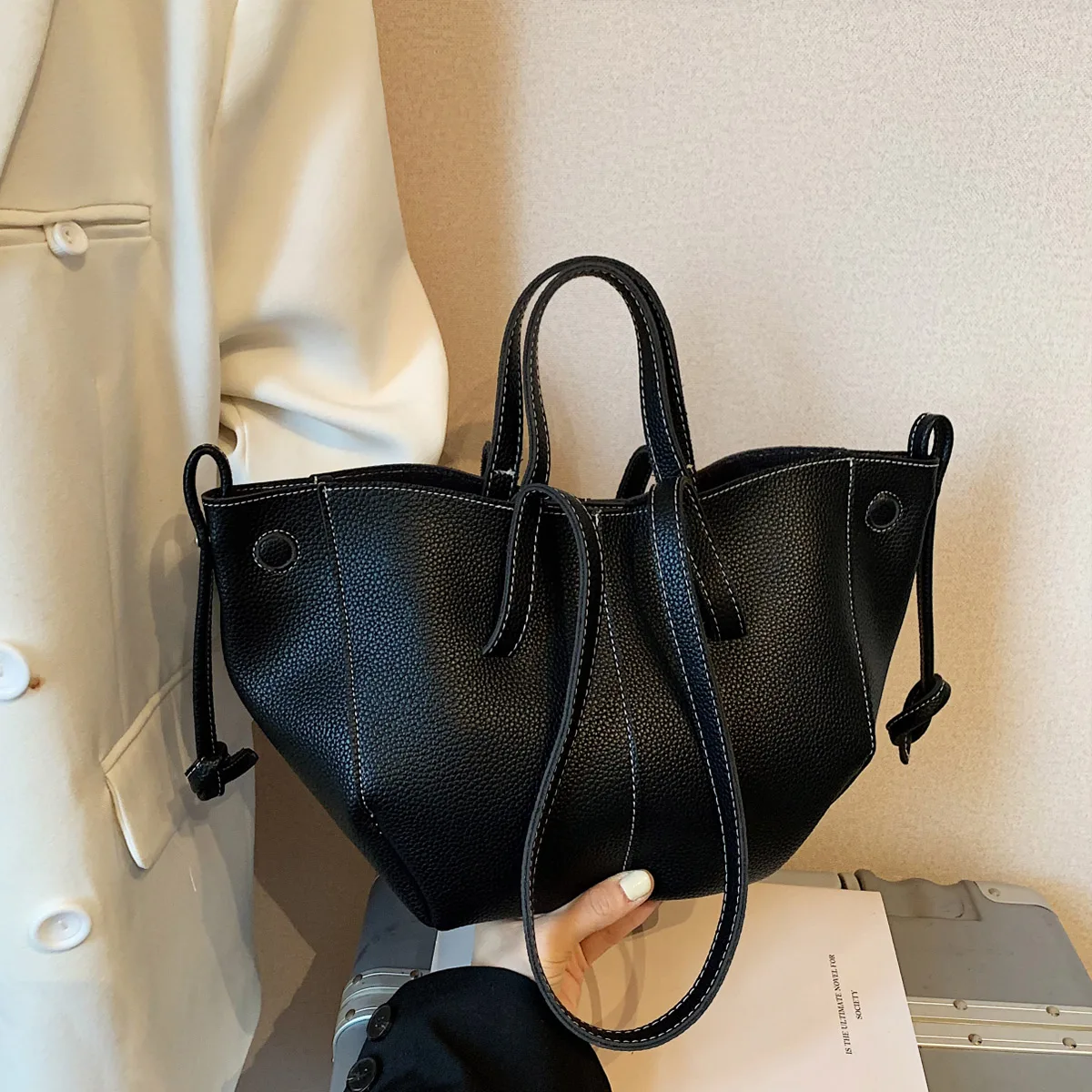Women Leather Large Capacity Tote Bag Luxury Waterproof Handbag Commuting Shopping Travel Shoulder Backpack Fashion Bag