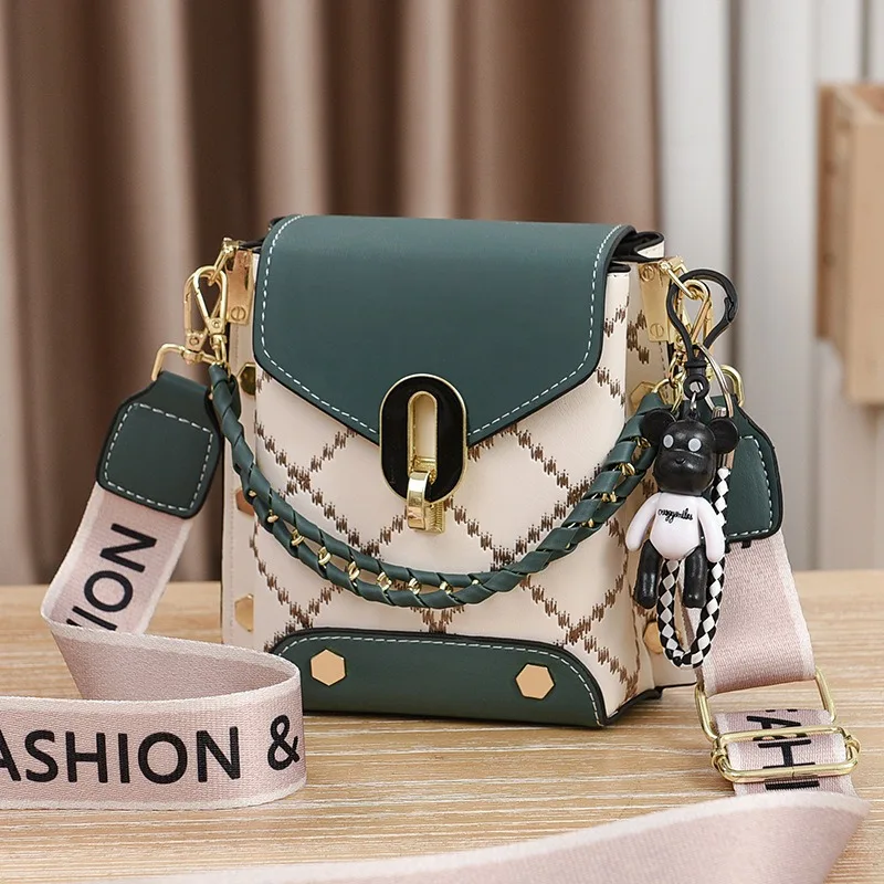 Korean Version of Simple and Fashionable Small Square Bag Fashionable Versatile Shoulder Messenger Bag Trendy mini Mobile Phone