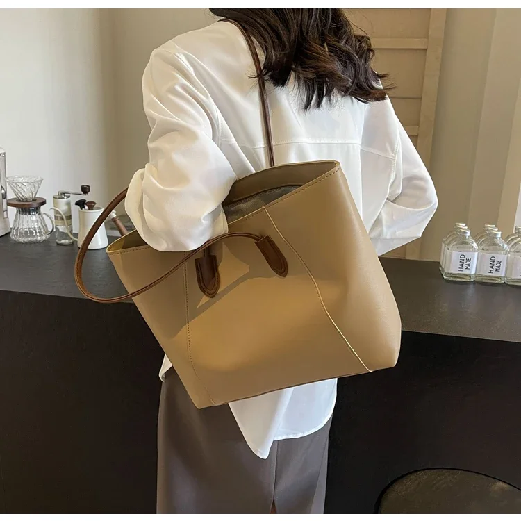Hot Selling Light Luxury Sewing Thread PU Zipper Women's Handbag High Quality Fashionable Commuting Women's Shoulder Bag