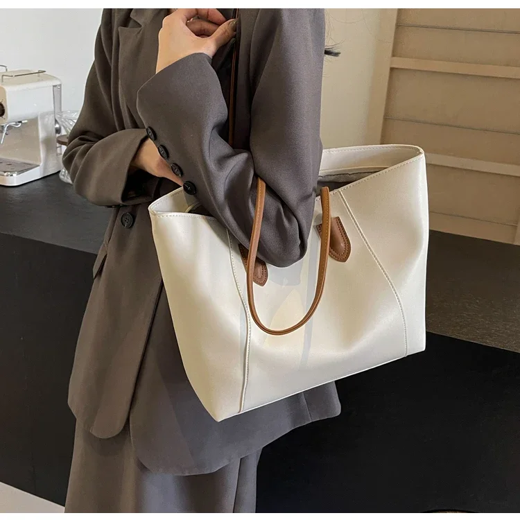 Hot Selling Light Luxury Sewing Thread PU Zipper Women's Handbag High Quality Fashionable Commuting Women's Shoulder Bag