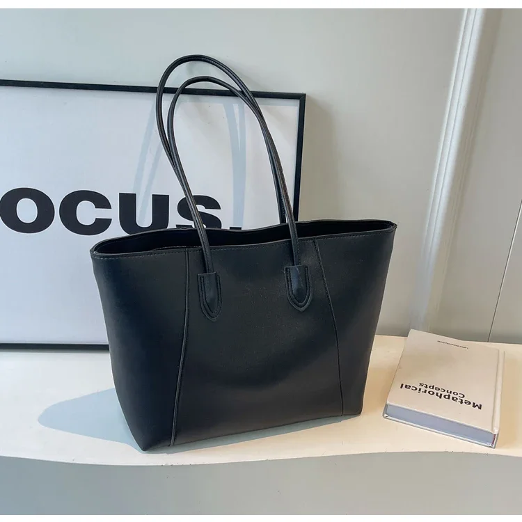 Hot Selling Light Luxury Sewing Thread PU Zipper Women's Handbag High Quality Fashionable Commuting Women's Shoulder Bag