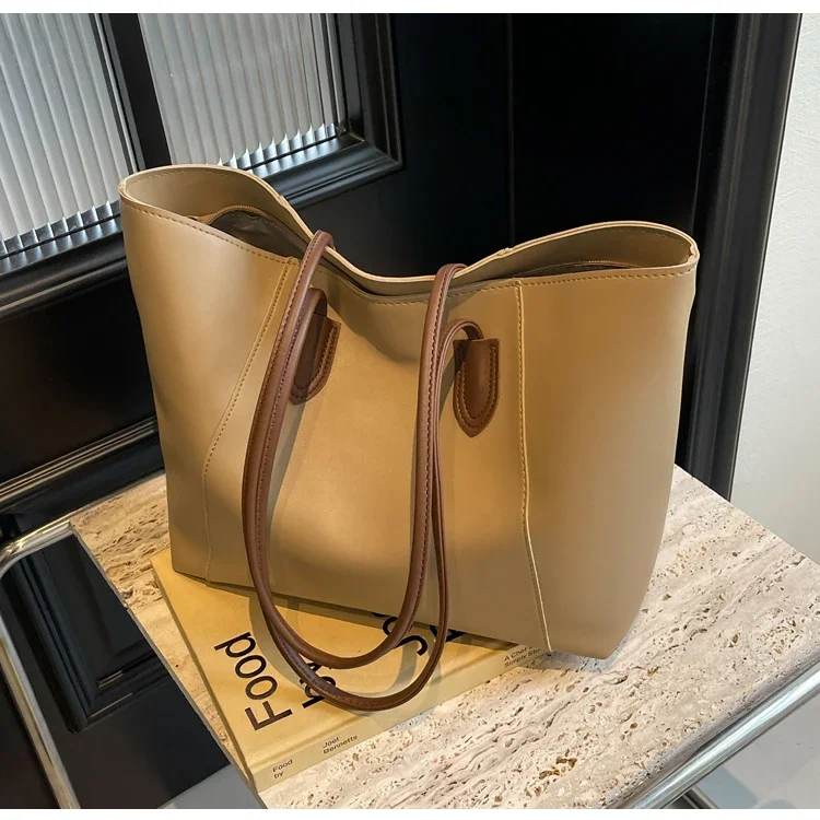 Hot Selling Light Luxury Sewing Thread PU Zipper Women's Handbag High Quality Fashionable Commuting Women's Shoulder Bag