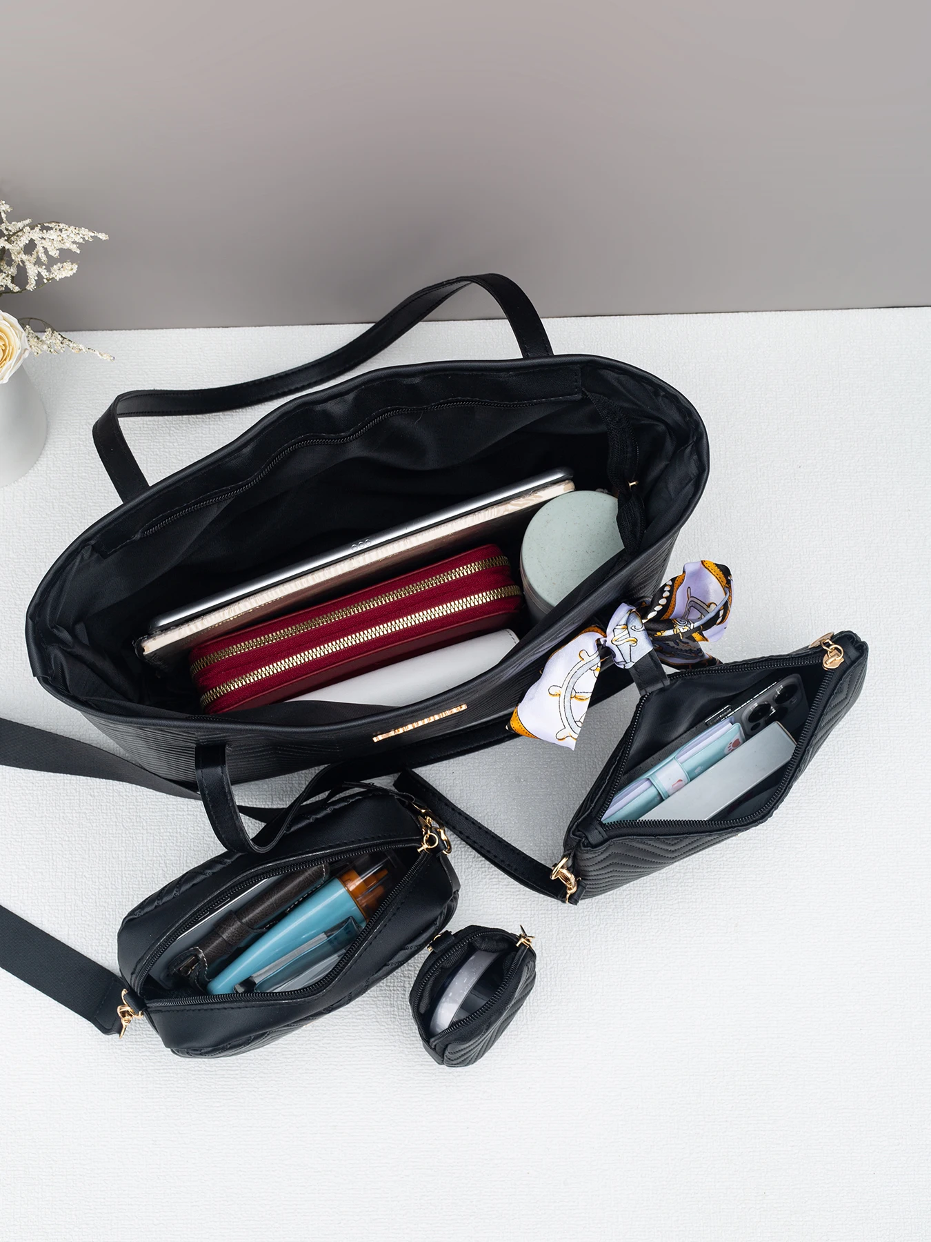 Wave pattern daily commuting large capacity tote bag handbag four piece set fashion trend personality change camera bag