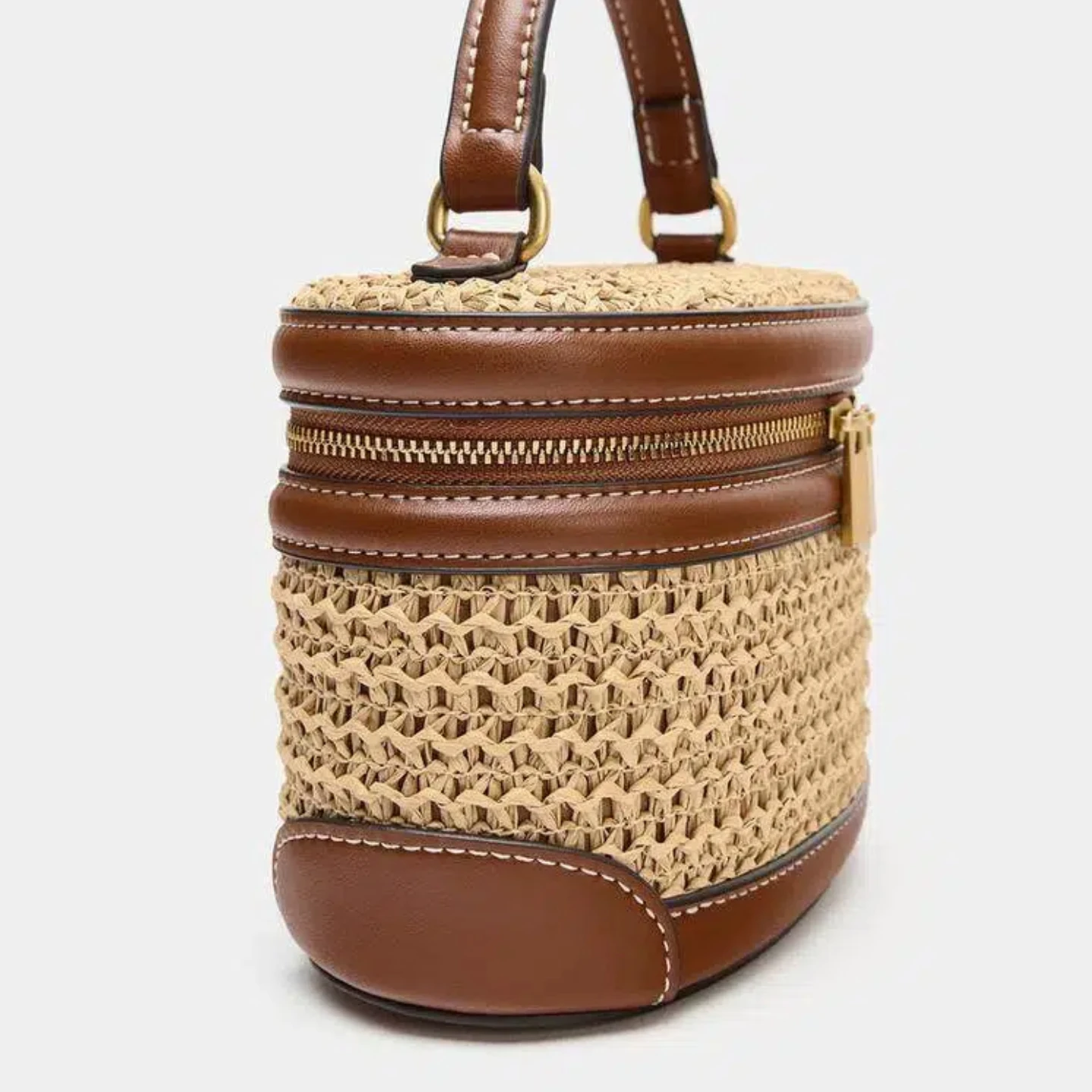 2026 Spring/Summer Woven Straw Bag for Women, Raffia Beach Vacation Handbag, Vintage Straw Box-Shaped Cosmetic Bag, Brown Faux Leather Trimmed Bag, Embellished with Stitching Details, Metal Double Zipper Closure, Suita
