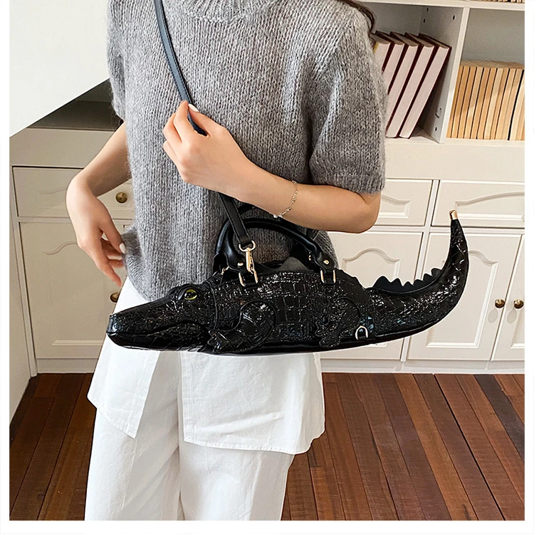 Realistic Alligator Novelty Handbag Glossy Croc Print PU Multi Carry Design Unique Animal Crossbody Bag Street Party & Cosplay