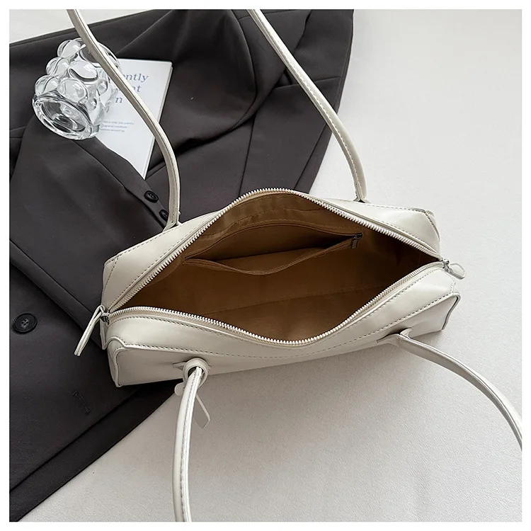 Vintage Long Shoulder Bag Women Shoulder Bag Luxury PU Leather Ladies Handbag Female Commuter Shopping Underarm Bag
