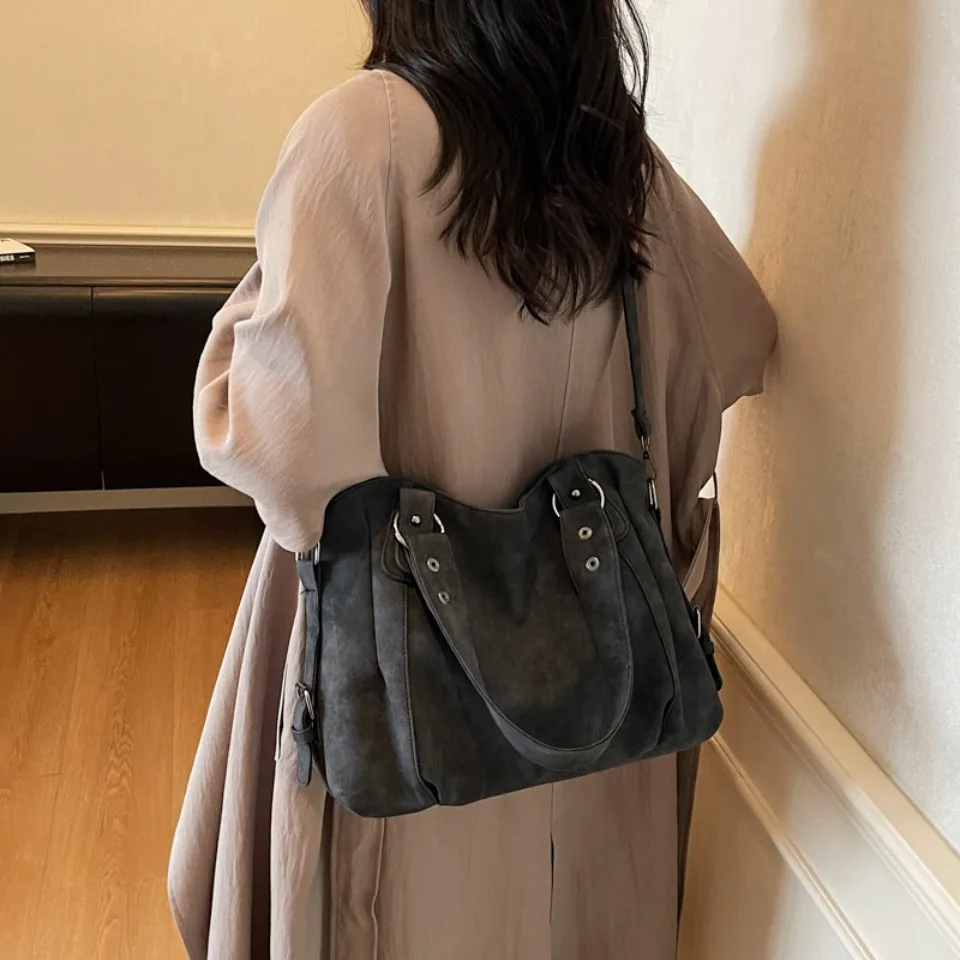 Top Quality Faux Suede Leather Shoulder Hand Bags for Women Luxury Lazy Commuting Handbags Women Bags Deisgner Large Capacity