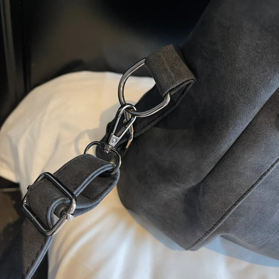 Top Quality Faux Suede Leather Shoulder Hand Bags for Women Luxury Lazy Commuting Handbags Women Bags Deisgner Large Capacity