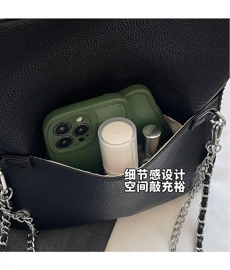 New French Classic Fashion Versatile Chain Inlaid Diamond Crossshoulder Single Shoulder Crossshoulder Wings Female PU Bag