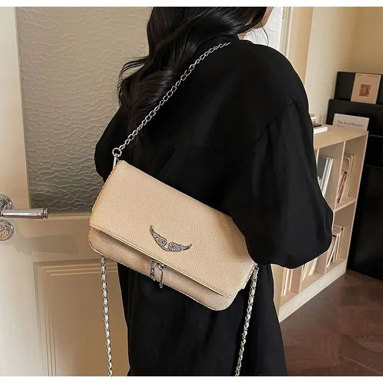 New French Classic Fashion Versatile Chain Inlaid Diamond Crossshoulder Single Shoulder Crossshoulder Wings Female PU Bag