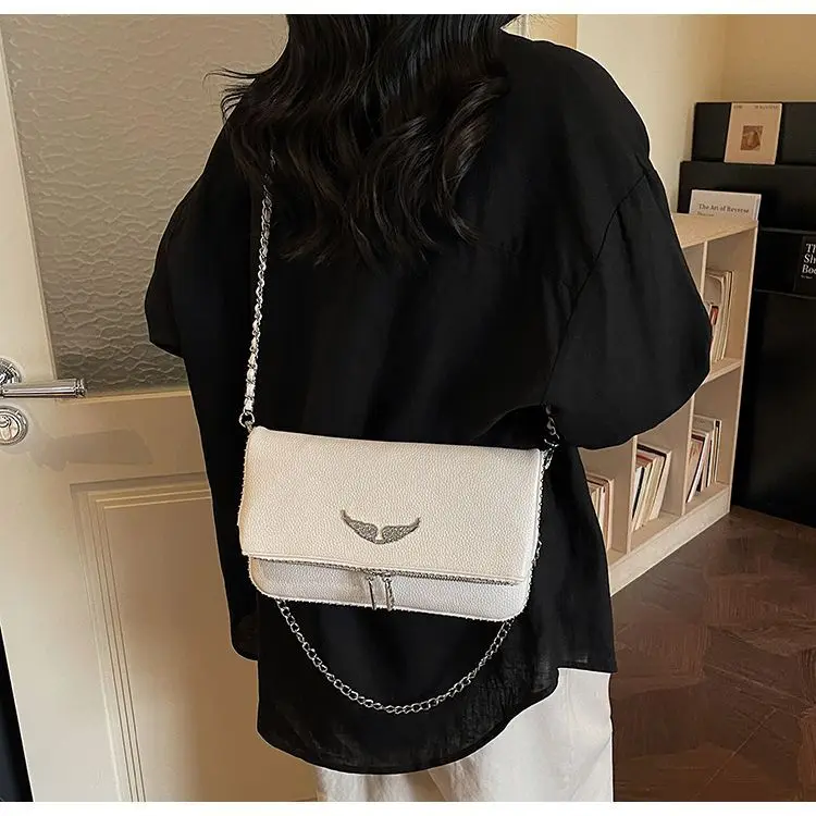 New French Classic Fashion Versatile Chain Inlaid Diamond Crossshoulder Single Shoulder Crossshoulder Wings Female PU Bag