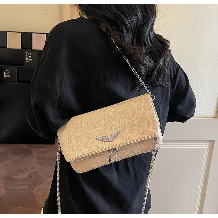 New French Classic Fashion Versatile Chain Inlaid Diamond Crossshoulder Single Shoulder Crossshoulder Wings Female PU Bag