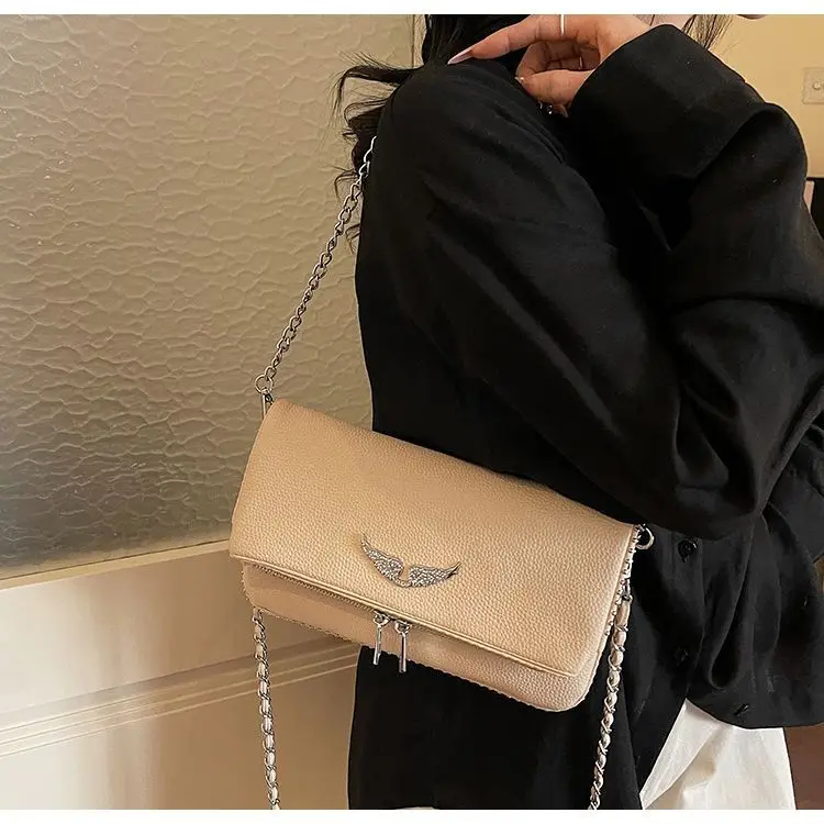 New French Classic Fashion Versatile Chain Inlaid Diamond Crossshoulder Single Shoulder Crossshoulder Wings Female PU Bag
