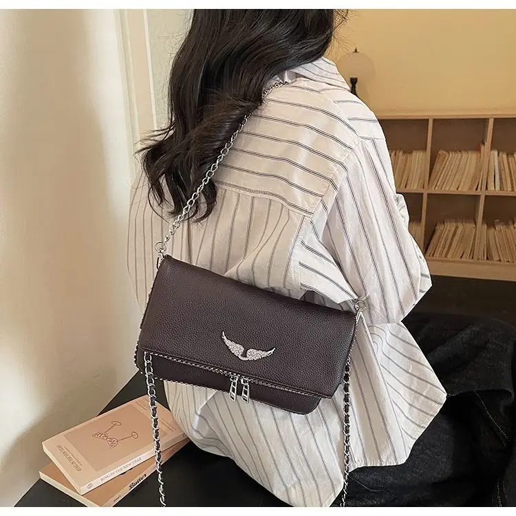 New French Classic Fashion Versatile Chain Inlaid Diamond Crossshoulder Single Shoulder Crossshoulder Wings Female PU Bag