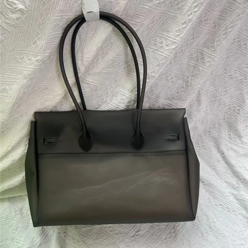 Aliunique Casual Large Capacity New Handbags for Woman 2026 Summer Candy Color Bags Water Resistant Daily Use Tote Shoulder Bag